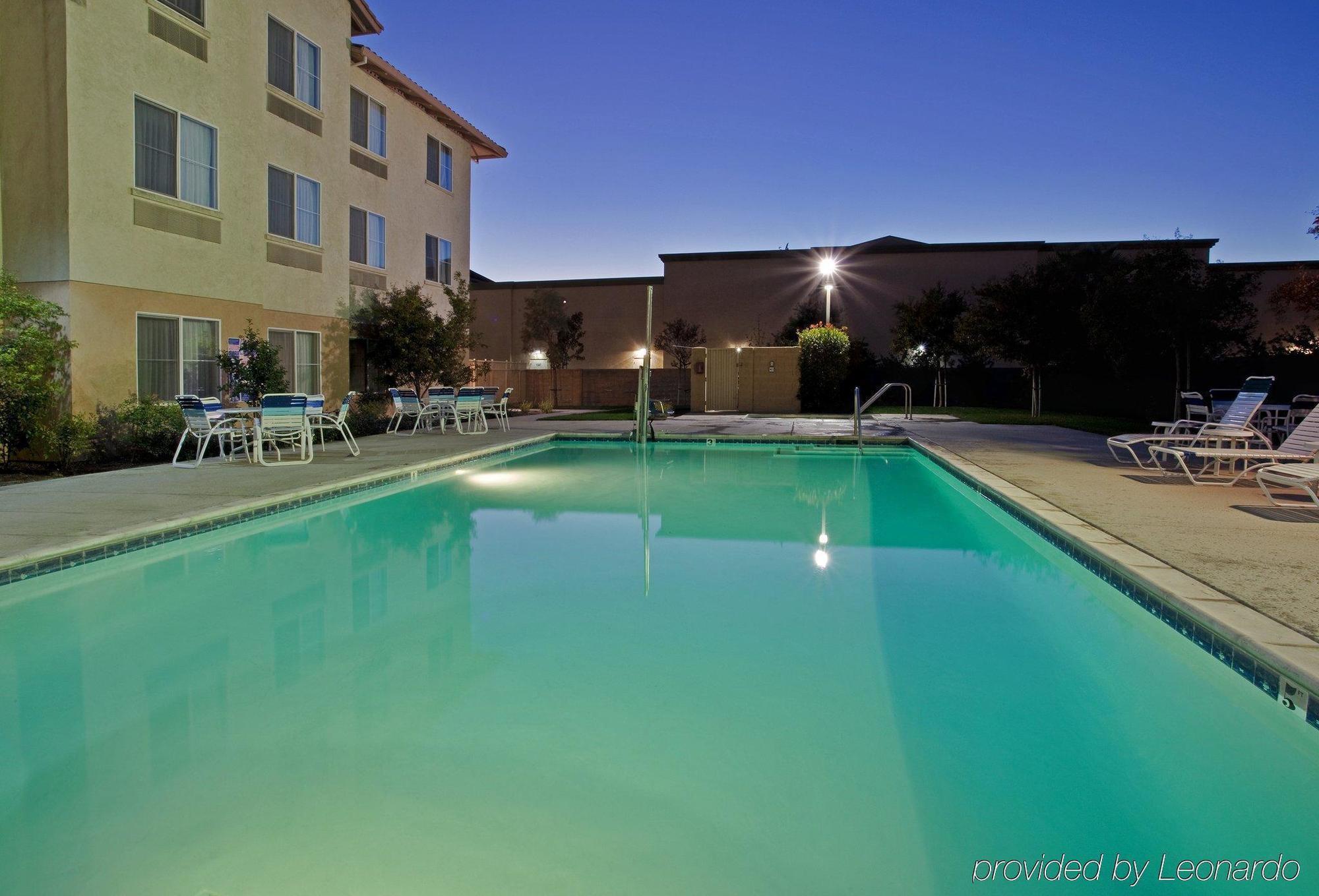 Holiday Inn Express Hotel & Suites Manteca By Ihg Facilidades foto